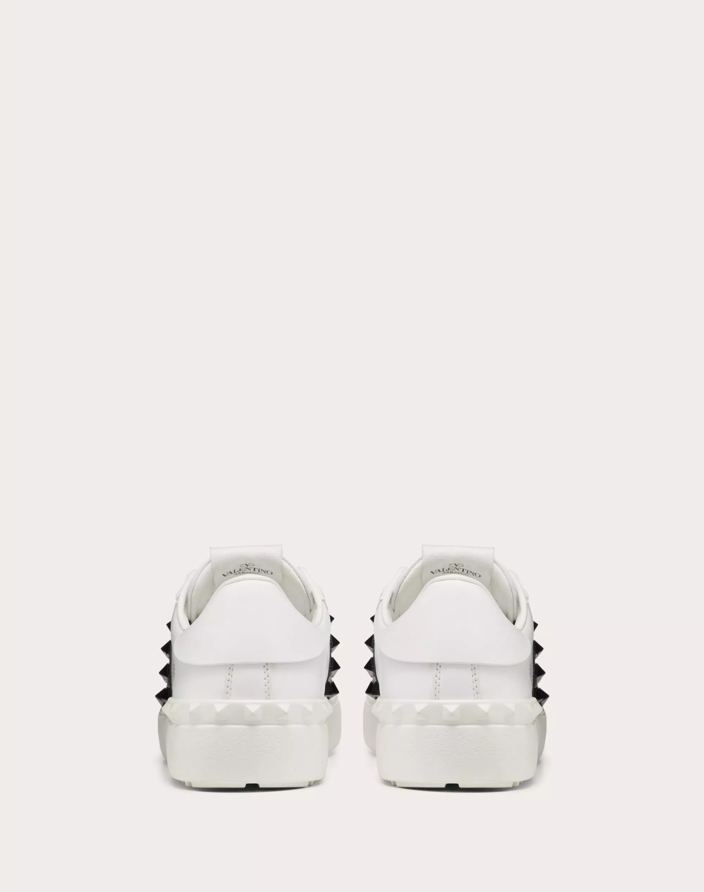 ROCKSTUD UNTITLED SNEAKER IN CALFSKIN LEATHER WITH TONAL STUDS